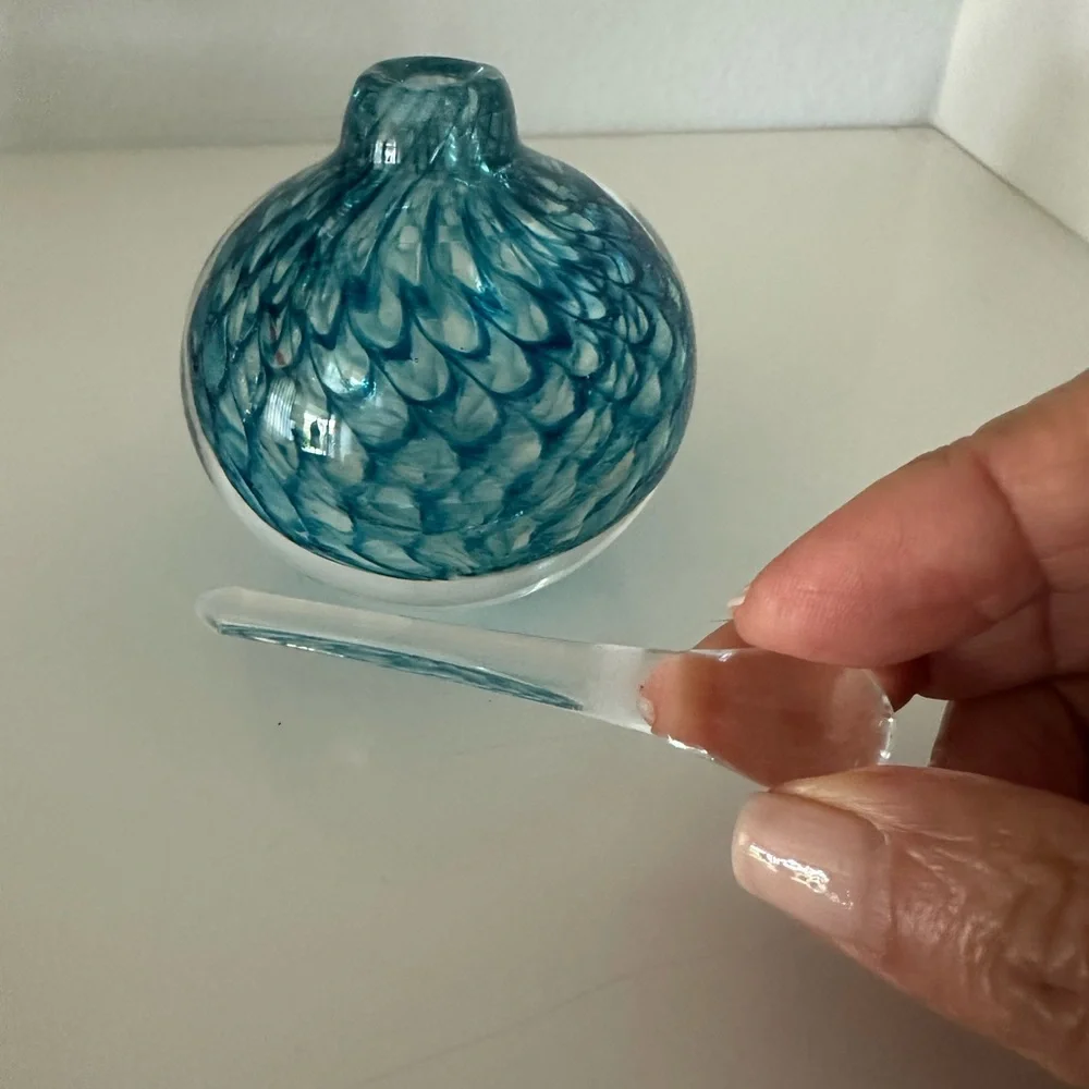 Orrefors crystal perfume bottle - Picture 4 of 5